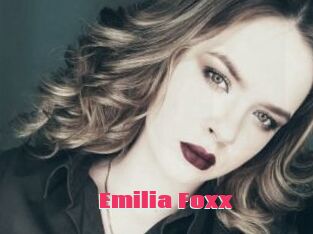 Emilia_Foxx