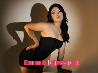 Emma_blossom