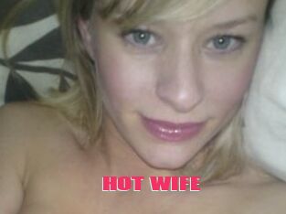 HOT_WIFE