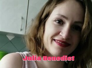 Julia_Benedict