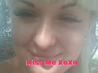Kiss_Me_XoXo