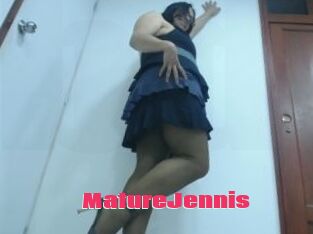 MatureJennis