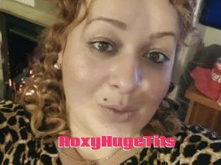 RoxyHugeTits