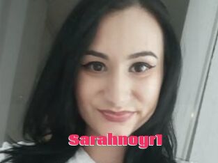 Sarahnoyr1